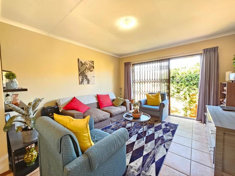 2 Bedroom Property for Sale in Weltevreden Park Gauteng