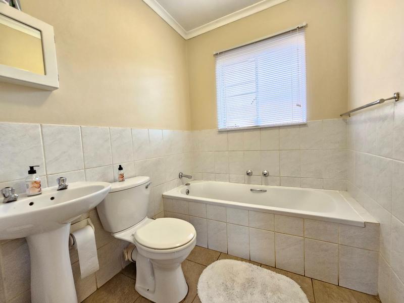2 Bedroom Property for Sale in Weltevreden Park Gauteng