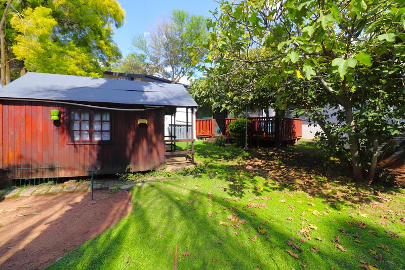 To Let 3 Bedroom Property for Rent in Fontainebleau Gauteng