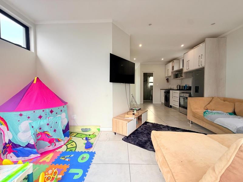 To Let 1 Bedroom Property for Rent in Bryanston Gauteng