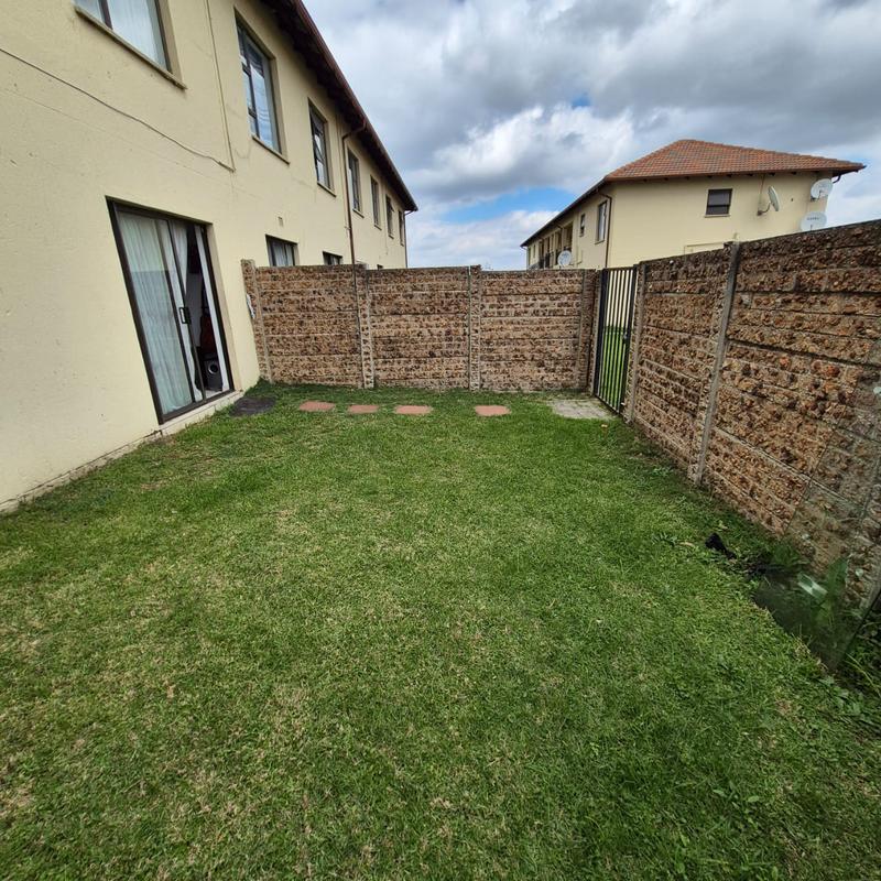 To Let 2 Bedroom Property for Rent in Parkrand Gauteng