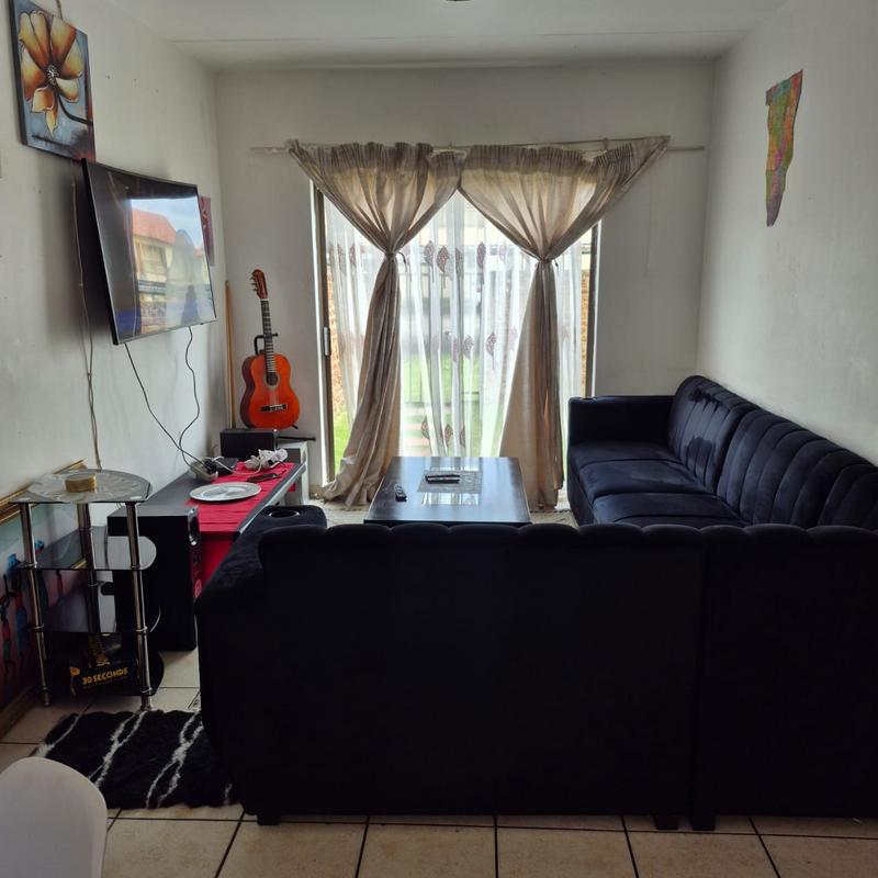 To Let 2 Bedroom Property for Rent in Parkrand Gauteng