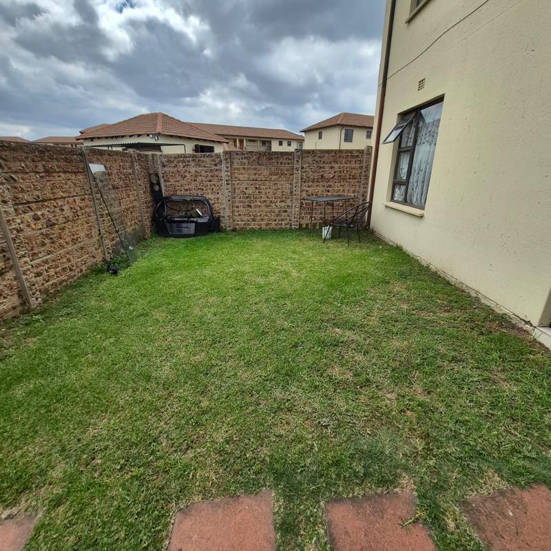 To Let 2 Bedroom Property for Rent in Parkrand Gauteng