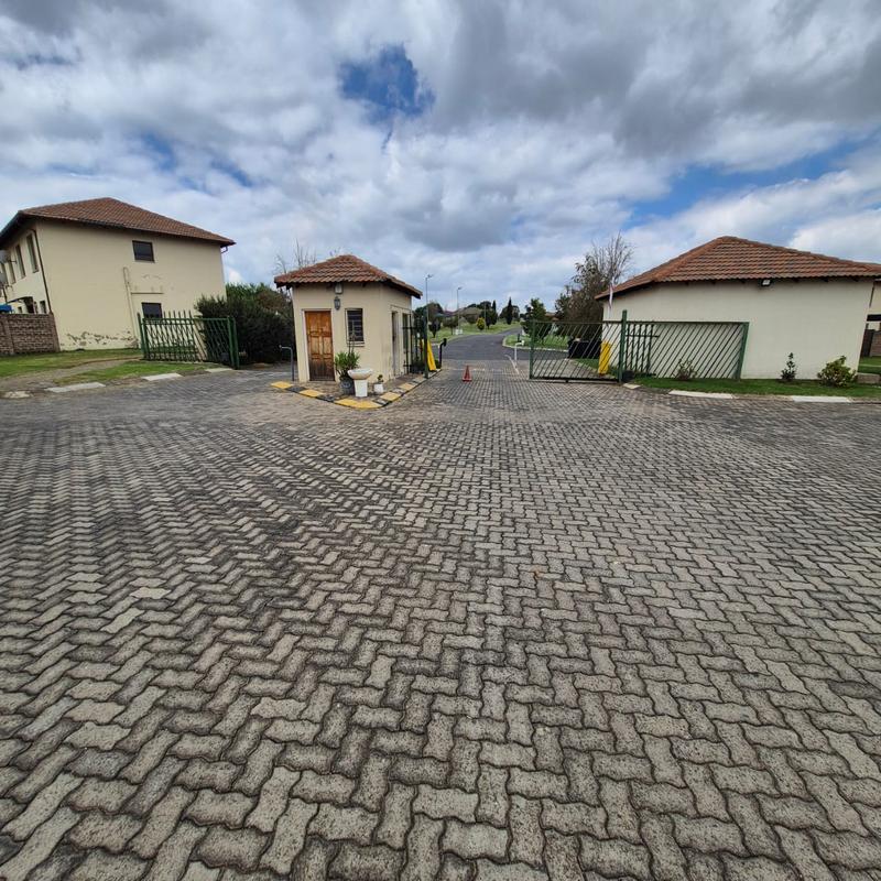 To Let 2 Bedroom Property for Rent in Parkrand Gauteng