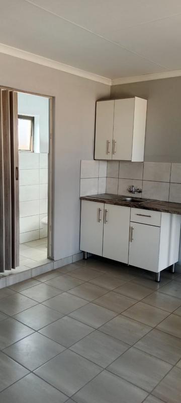 To Let 1 Bedroom Property for Rent in Villa Liza Gauteng