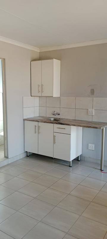 To Let 1 Bedroom Property for Rent in Villa Liza Gauteng