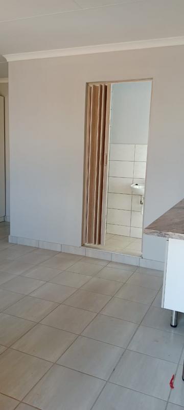 To Let 1 Bedroom Property for Rent in Villa Liza Gauteng