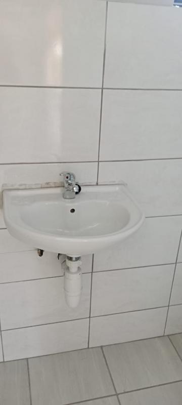 To Let 1 Bedroom Property for Rent in Villa Liza Gauteng