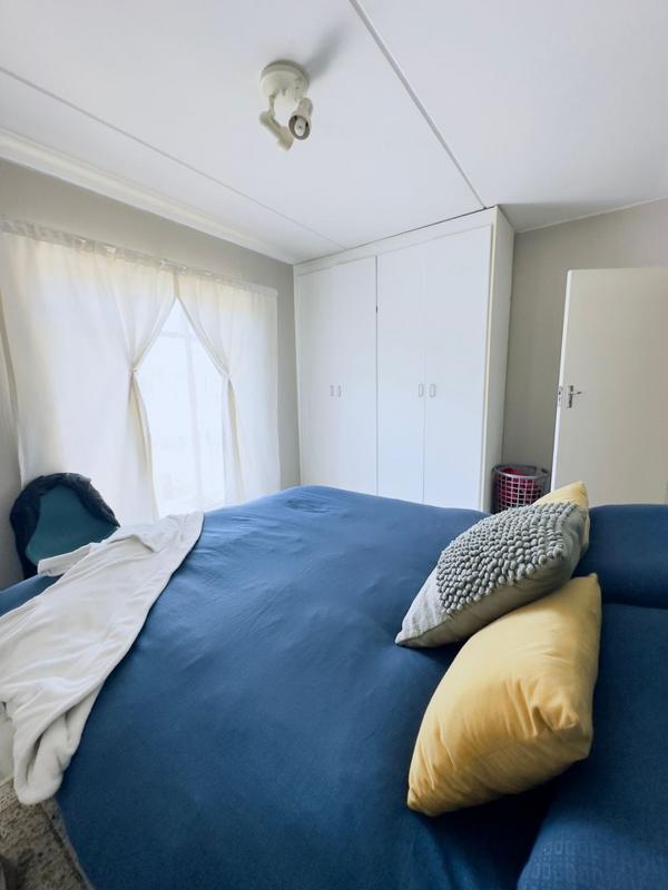 2 Bedroom Property for Sale in Honeydew Grove Gauteng