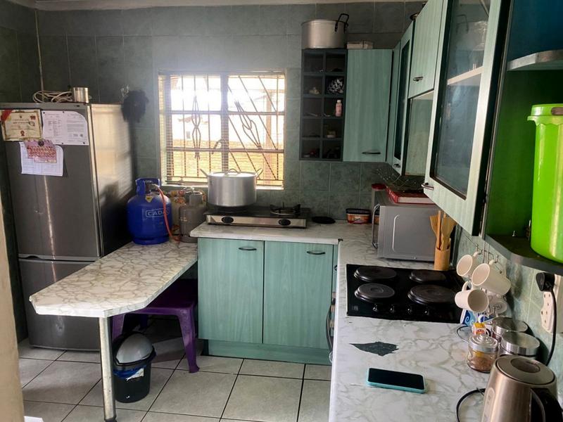 2 Bedroom Property for Sale in Meadowlands Gauteng