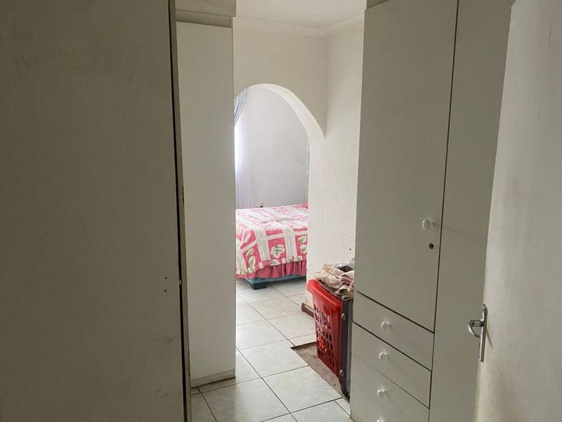 2 Bedroom Property for Sale in Meadowlands Gauteng