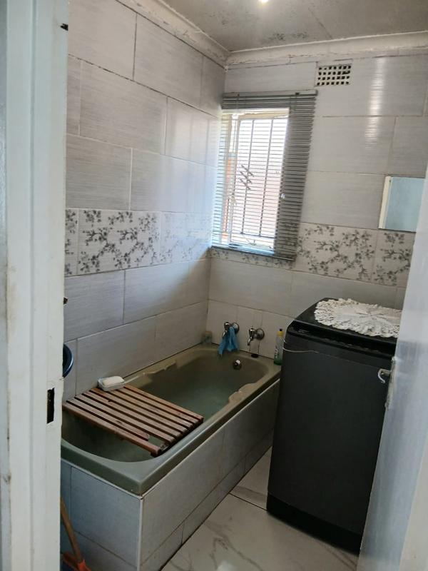 3 Bedroom Property for Sale in Protea Glen Gauteng