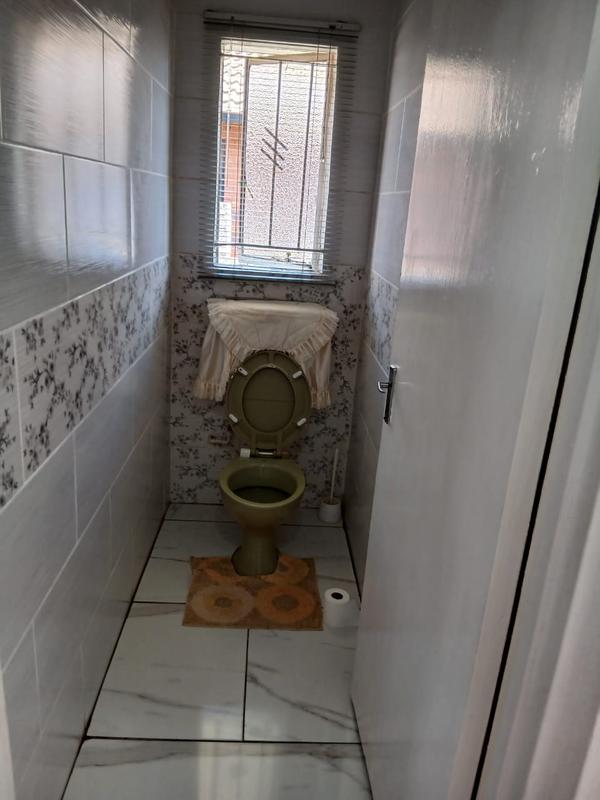 3 Bedroom Property for Sale in Protea Glen Gauteng