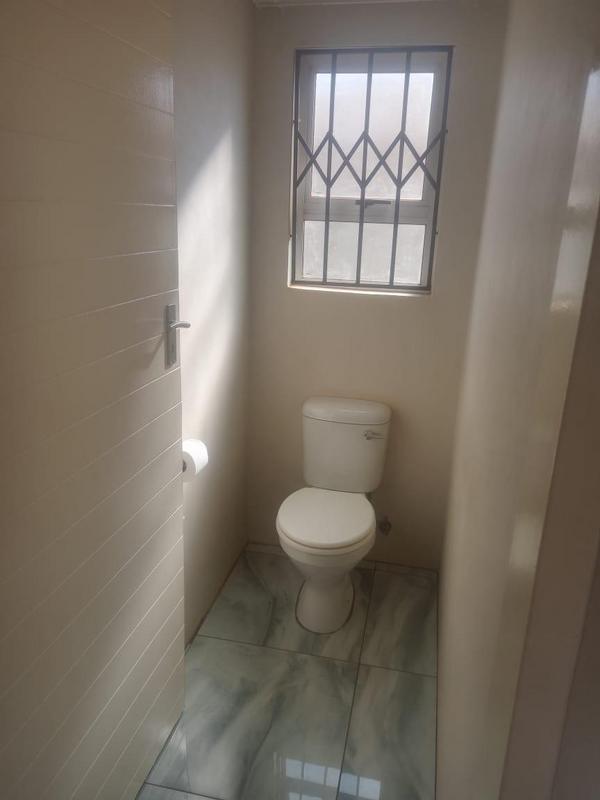 2 Bedroom Property for Sale in Lehae Gauteng