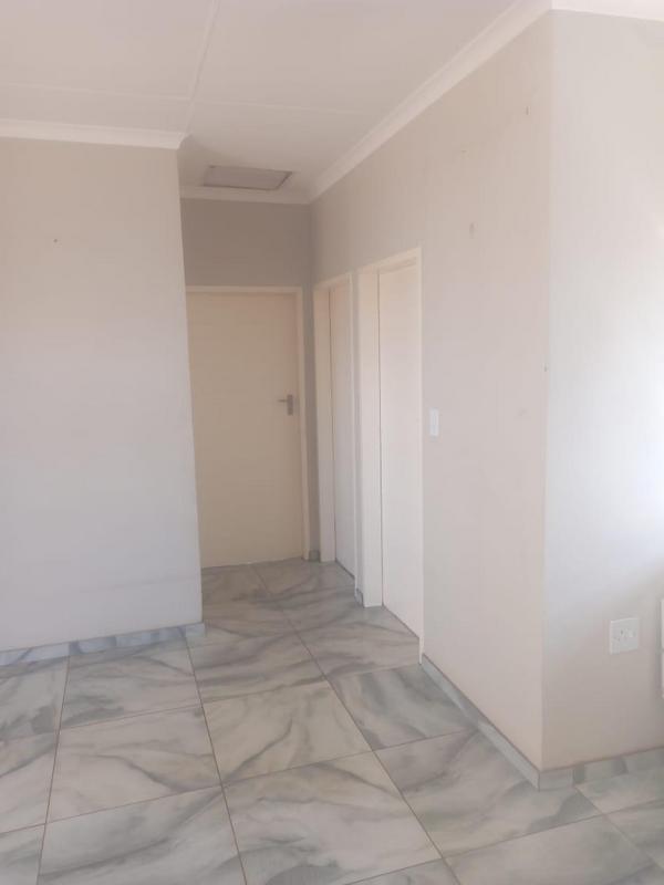 2 Bedroom Property for Sale in Lehae Gauteng