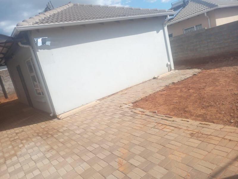 2 Bedroom Property for Sale in Lehae Gauteng