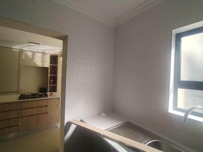 To Let 5 Bedroom Property for Rent in Wildtuinpark Gauteng