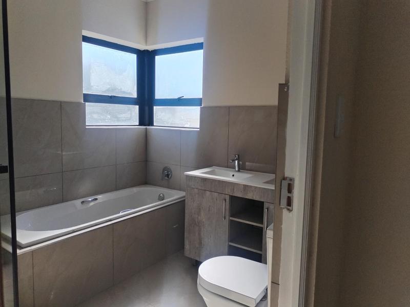 To Let 5 Bedroom Property for Rent in Wildtuinpark Gauteng