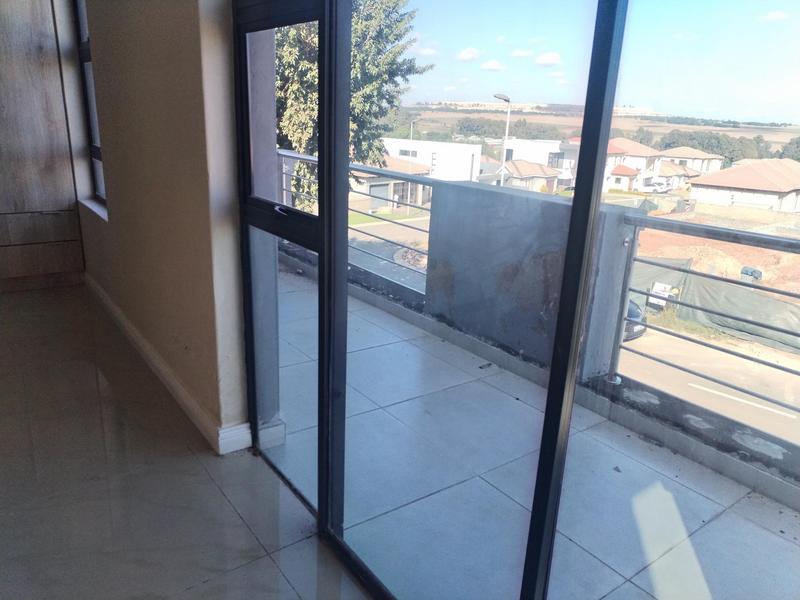 To Let 5 Bedroom Property for Rent in Wildtuinpark Gauteng