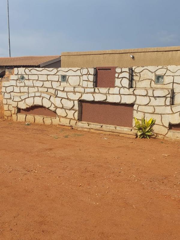 2 Bedroom Property for Sale in Katlehong South Gauteng