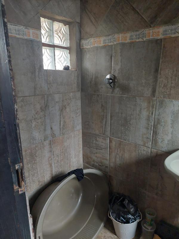 2 Bedroom Property for Sale in Katlehong South Gauteng