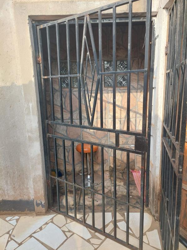 2 Bedroom Property for Sale in Katlehong South Gauteng