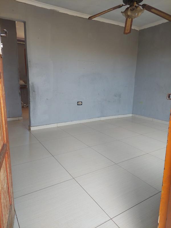 2 Bedroom Property for Sale in Katlehong South Gauteng