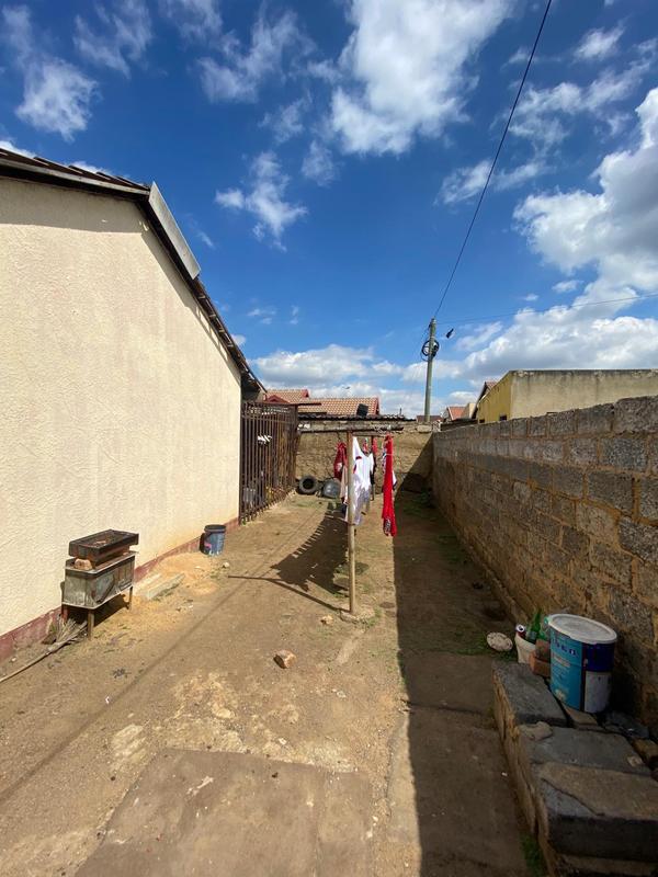 7 Bedroom Property for Sale in Payneville Gauteng