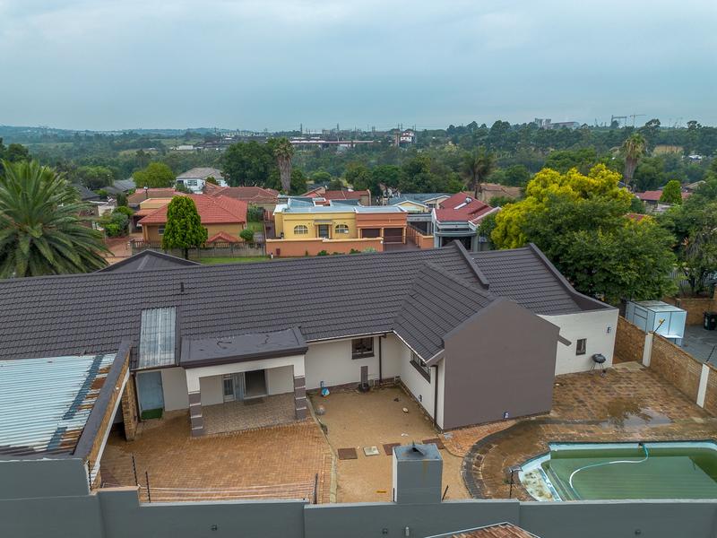 4 Bedroom Property for Sale in Elandspark Gauteng