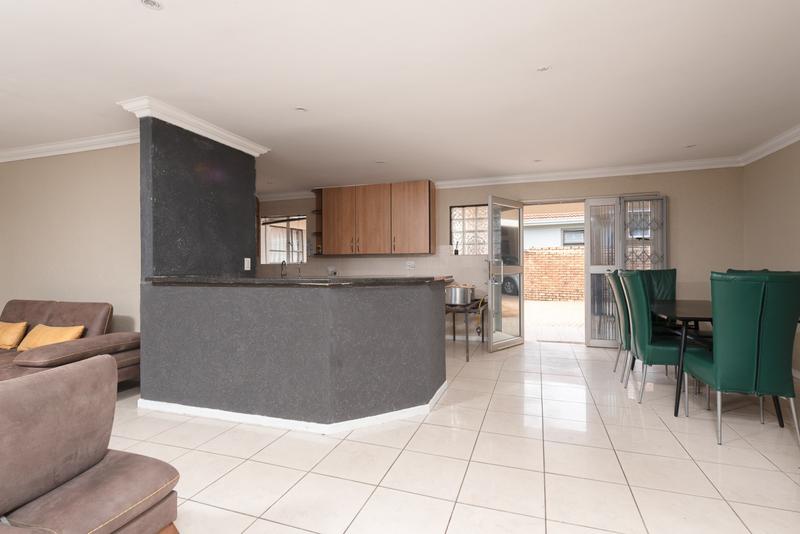 4 Bedroom Property for Sale in Elandspark Gauteng