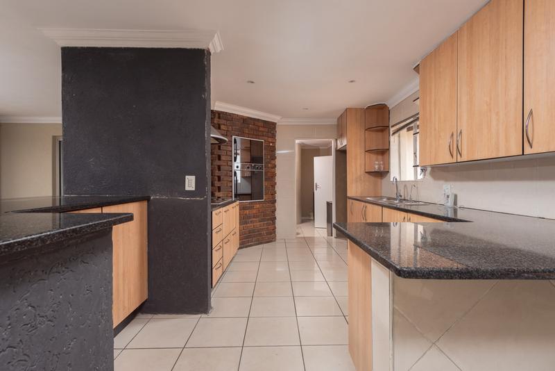 4 Bedroom Property for Sale in Elandspark Gauteng