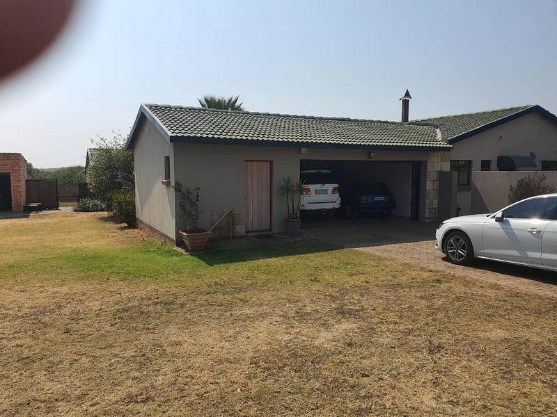 2 Bedroom Property for Sale in Krugersdorp Gauteng