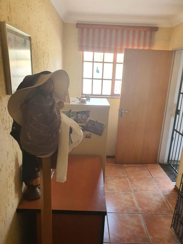 2 Bedroom Property for Sale in Krugersdorp Gauteng