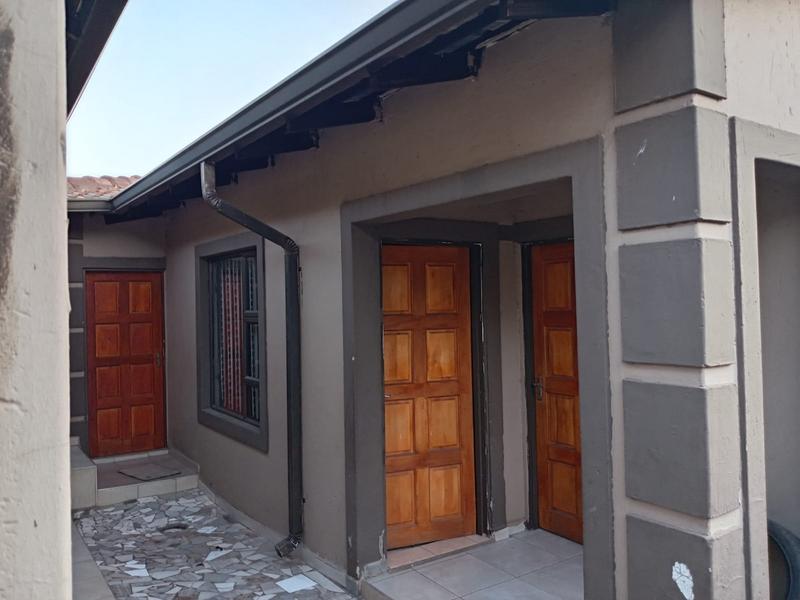 3 Bedroom Property for Sale in Daveyton Gauteng
