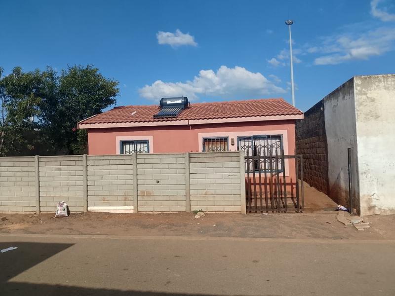 4 Bedroom Property for Sale in Daveyton Gauteng