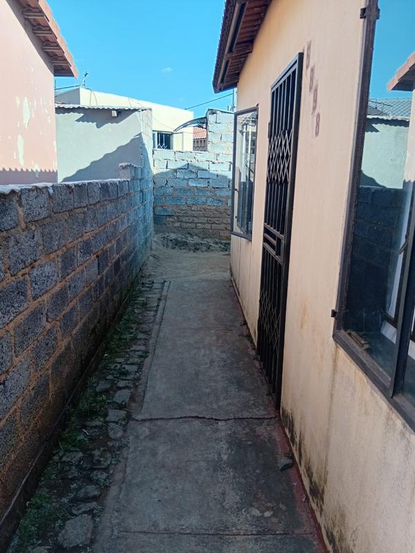 4 Bedroom Property for Sale in Daveyton Gauteng