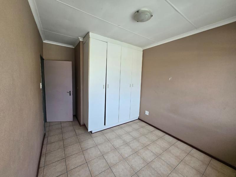 2 Bedroom Property for Sale in Edleen Gauteng