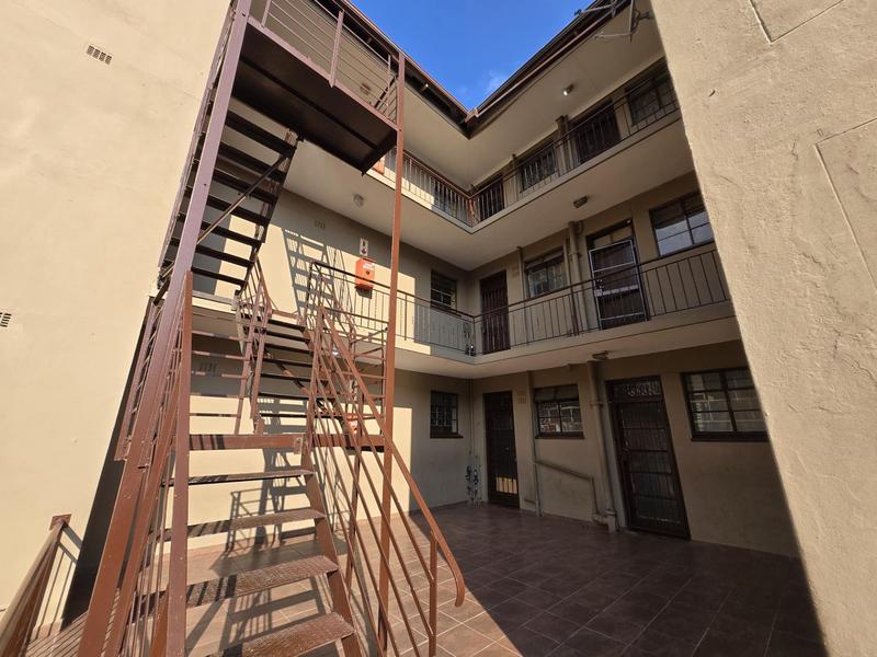 To Let 1 Bedroom Property for Rent in Jeppestown Gauteng