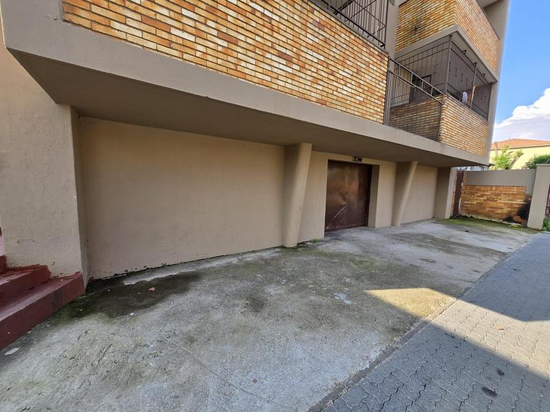 To Let 1 Bedroom Property for Rent in Jeppestown Gauteng