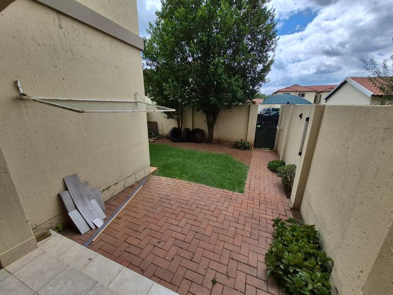 3 Bedroom Property for Sale in Morehill Gauteng