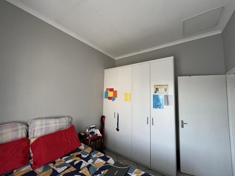 To Let 2 Bedroom Property for Rent in Goedeburg Gauteng