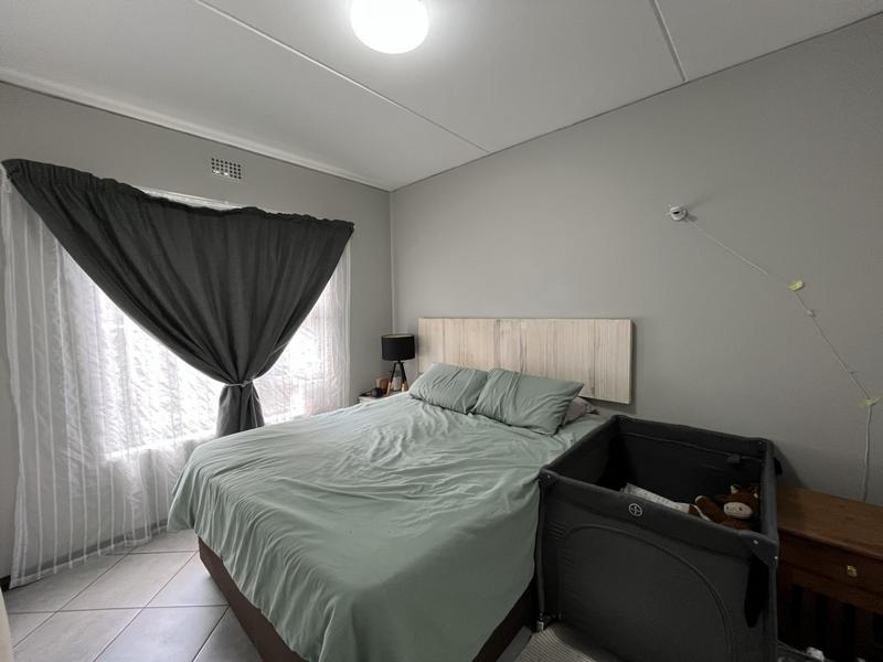 To Let 2 Bedroom Property for Rent in Norton Home Estate AH Gauteng