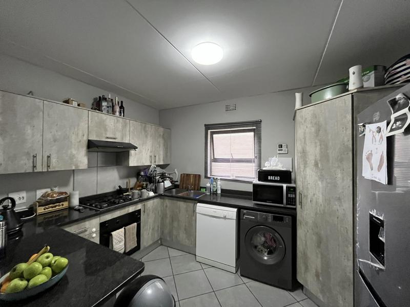 To Let 2 Bedroom Property for Rent in Norton Home Estate AH Gauteng