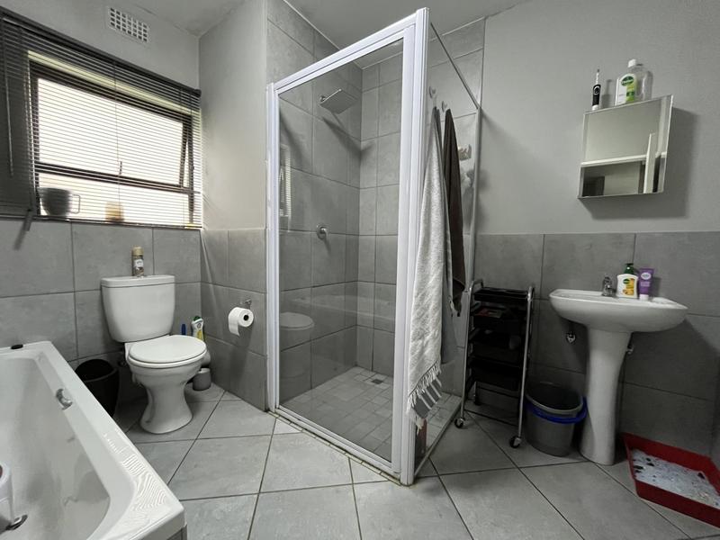 To Let 2 Bedroom Property for Rent in Norton Home Estate AH Gauteng