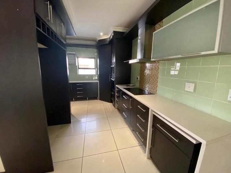 To Let 4 Bedroom Property for Rent in Van Riebeeck Park Gauteng