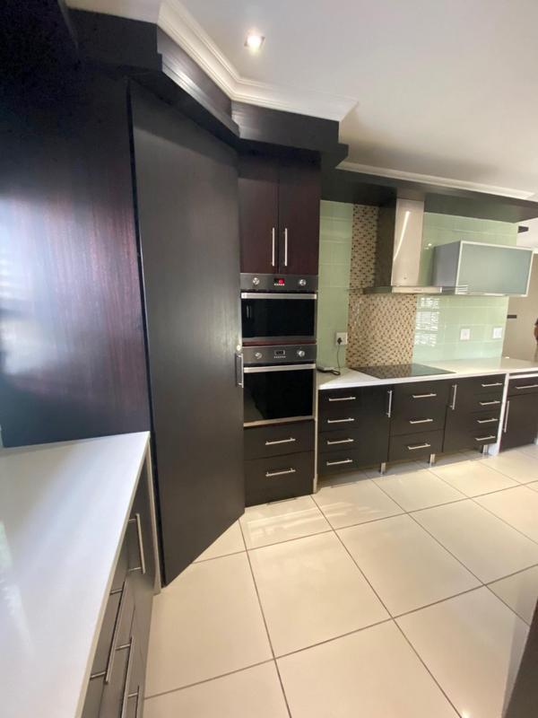 To Let 4 Bedroom Property for Rent in Van Riebeeck Park Gauteng
