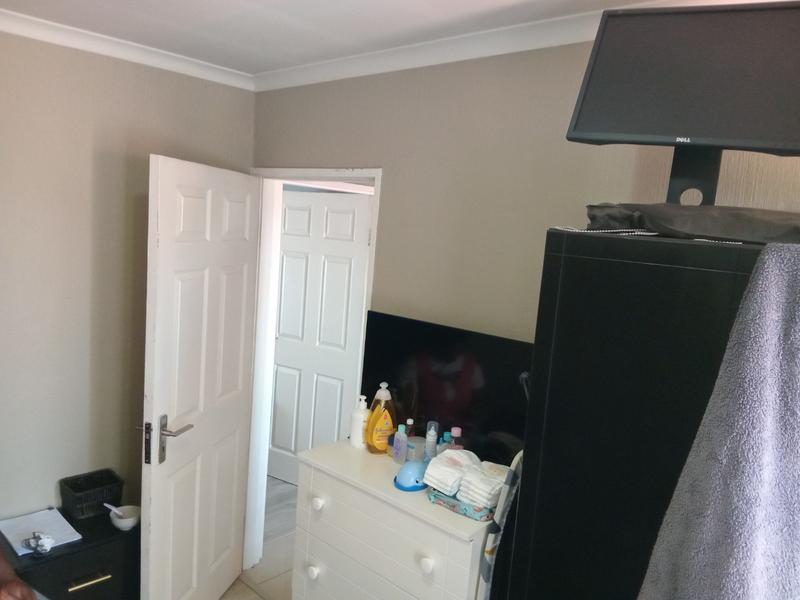 2 Bedroom Property for Sale in Albemarle Gauteng