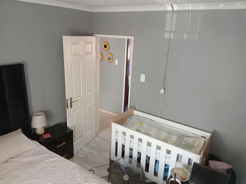 2 Bedroom Property for Sale in Albemarle Gauteng