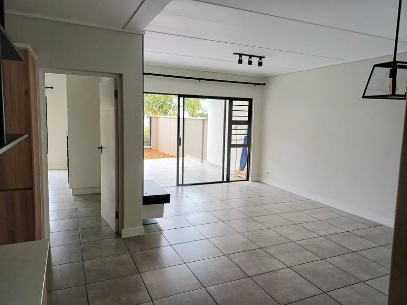 To Let 3 Bedroom Property for Rent in Waterfall Gauteng