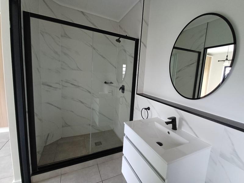 To Let 3 Bedroom Property for Rent in Waterfall Gauteng